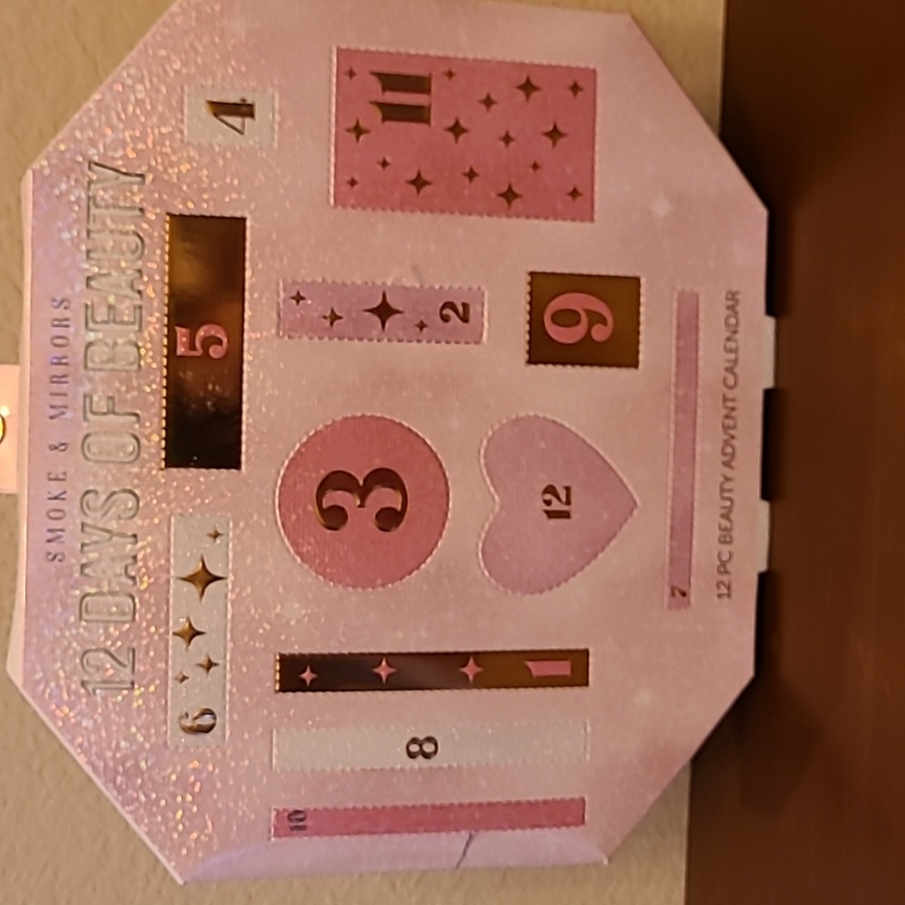Smoke & Mirrors 12 Days of Beauty Advent Calendar NEW